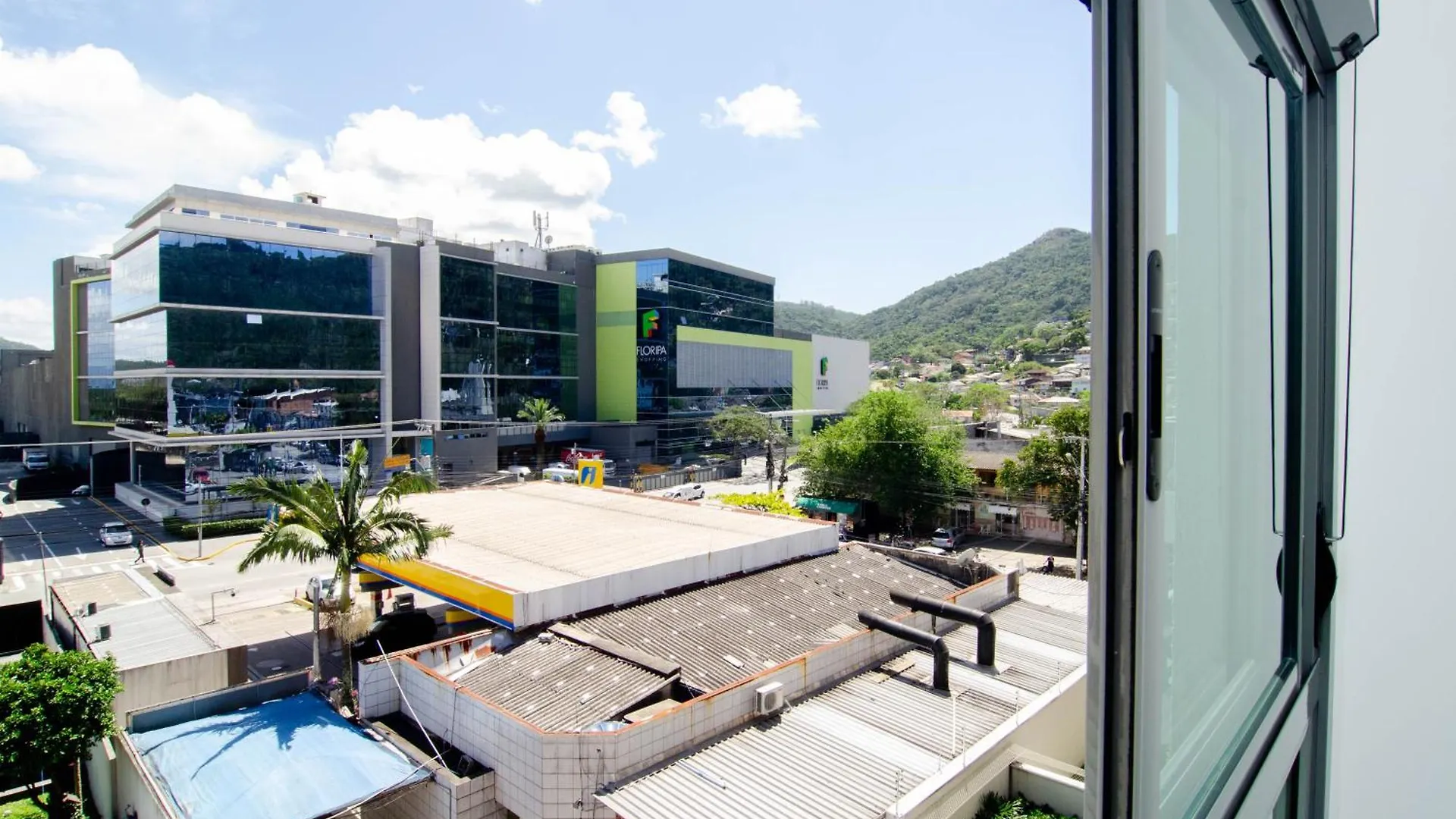 Condominio Club Ao Lado Do Floripa Shopping Ra5043 Florianopolis Brazil