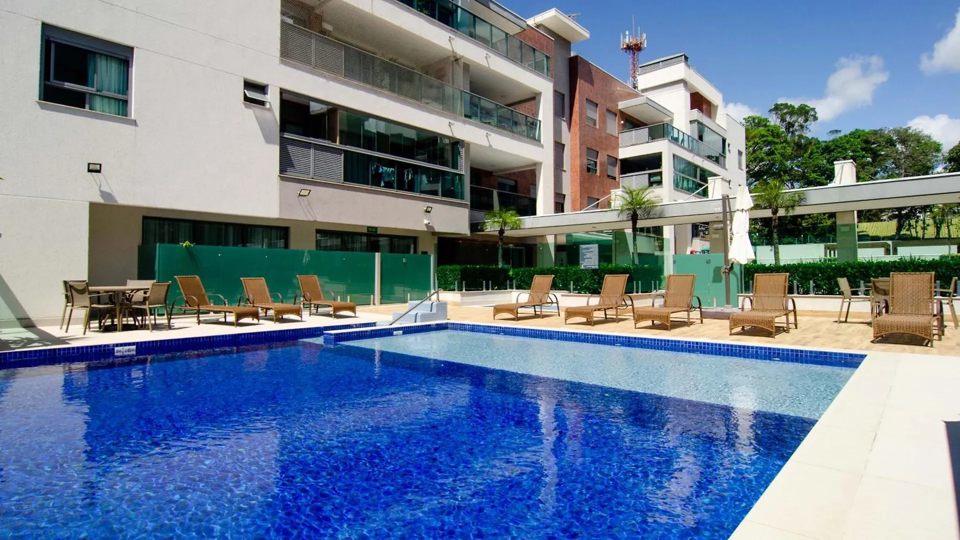 Condominio Club Ao Lado Do Floripa Shopping Ra5043 Florianopolis