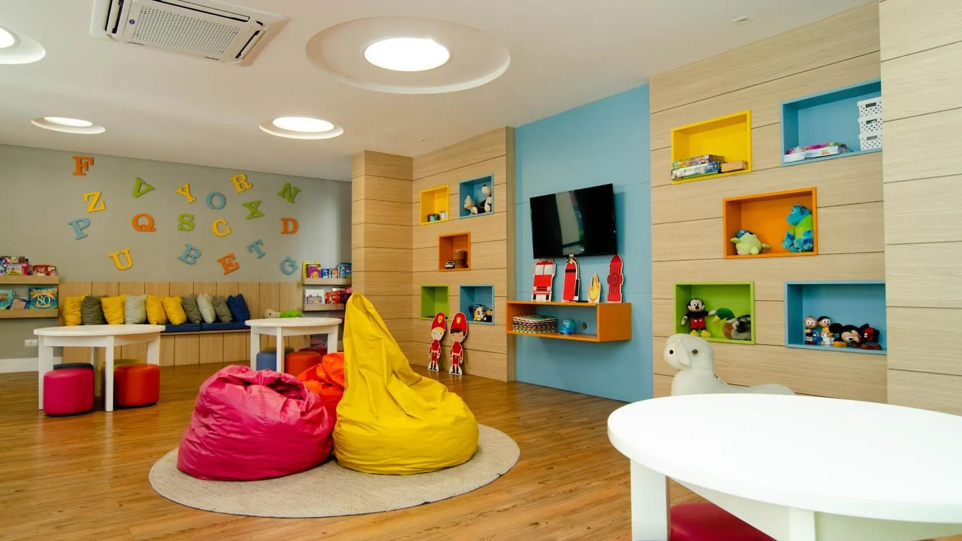 Apartment Condominio Club Ao Lado Do Floripa Shopping Ra5043 Florianopolis