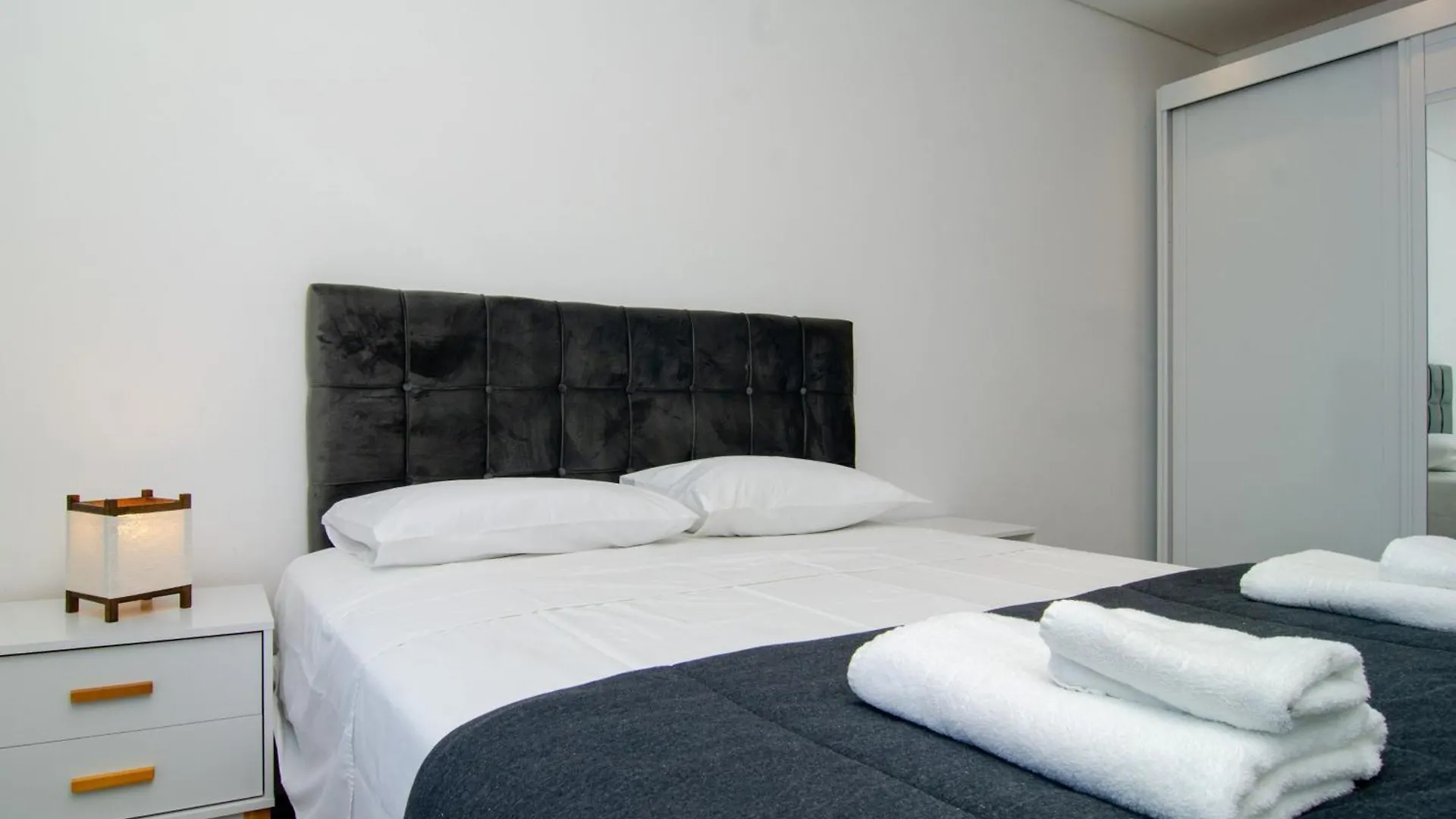 Condominio Club Ao Lado Do Floripa Shopping Ra5043 Florianopolis 0*,